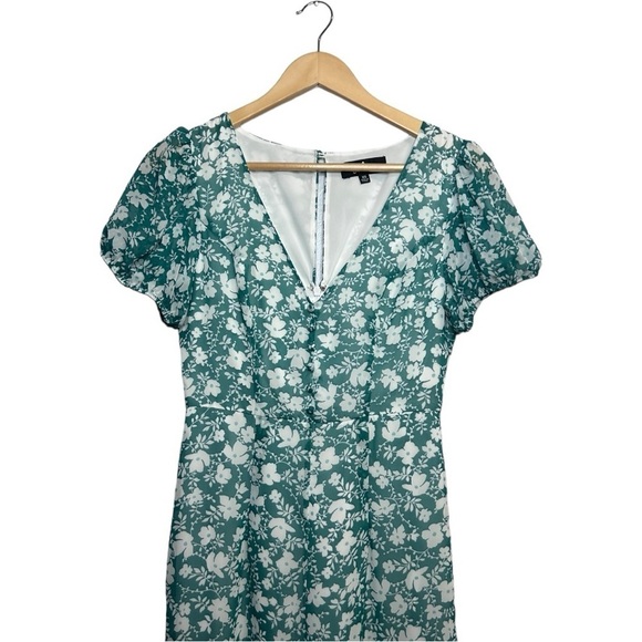 Lulu's Gracious Gardens Green Floral Print Culotte Jumpsuit Size XS - Picture 4 of 9